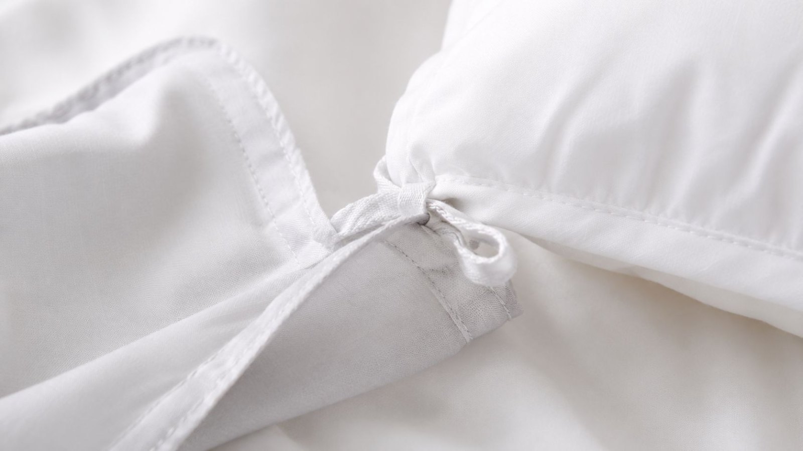 No More Clumping: How to Keep Your Blanket Insert Perfectly Square Inside the Cover